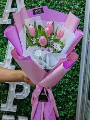 Ramo de 5 Tulipanes rosados 💞