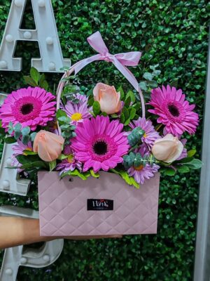 Cartera de Rosas con Gerberas