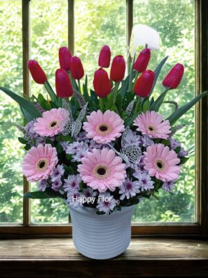 Arreglo con Tulipanes y Gerberas