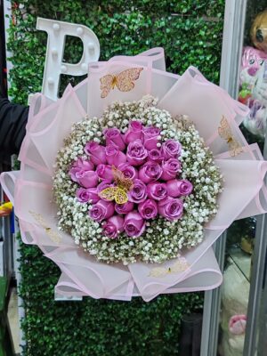 Buchón de 24 rosas lilas