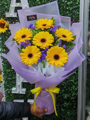 Ramo de. 6 Gerberas amarillas💛