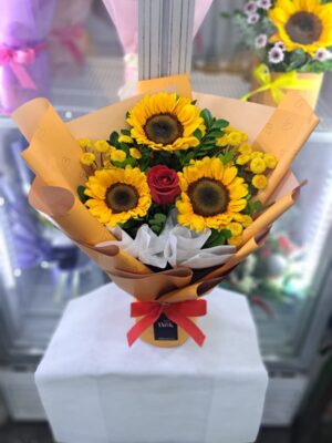 Arreglo de Girasol y rosa