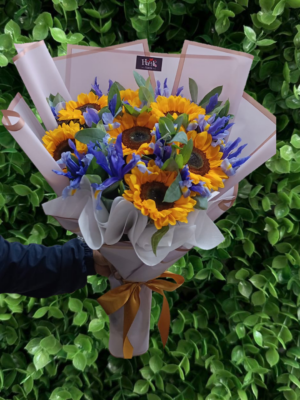 Ramo de Girasoles e Iris