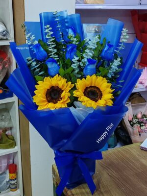 Ramo 6 rosas azules 💙