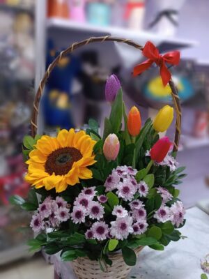 Canasta de 5 Tulipanes