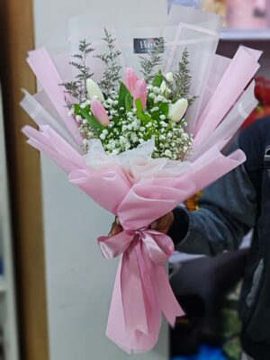 Ramo de 6 Tulipanes 🩷