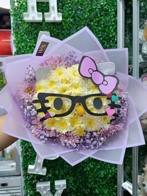 Ramo Kitty con flores