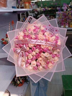 Buchón Bicolor de 100 rosas 🩷