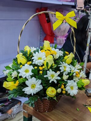 Canasta de rosas amarillas 💛