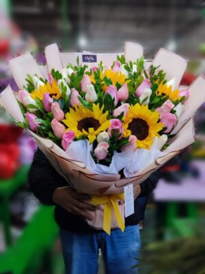 Ramo Premium de Rosas y Girasoles