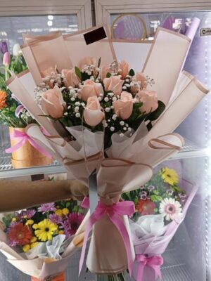 Ramo de 12 rosas rosado