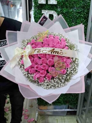 Ramo Buchón de 50 Rosas 🩷