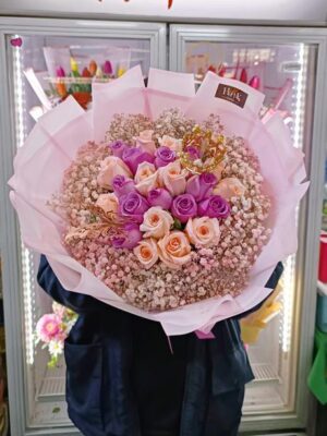Ramo buchón  24 rosas 👑