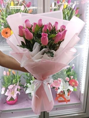 Ramo de 12 rosas rosadas