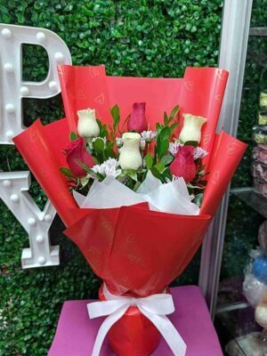 Ramo de 6 rosas 😍🌹