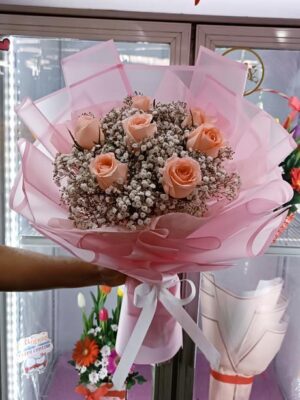Ramo de Nubecitas con rosas 🩷